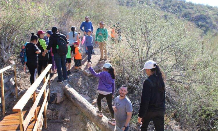 Hace cinco años, Alexa y su familia comenzaron a promover actividades de educación ambiental en el área natural protegida; organizan recorridos guiados y este fin de semana tendrán un Festival del Papalote 