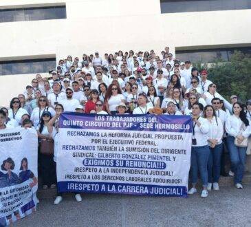 Manifestación de trabajadores del Poder Judicial Federal en Hermosillo.