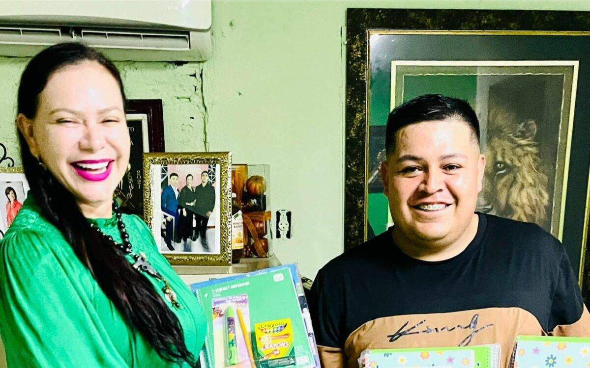 La regidora Hilda Herrera inició con el programa de útiles escolares con motivo del regreso a clases.
