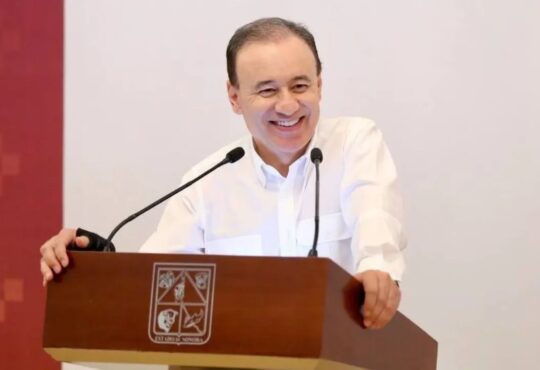 Gobernador Alfonso Durazo… En contra de las peleas de gallos.