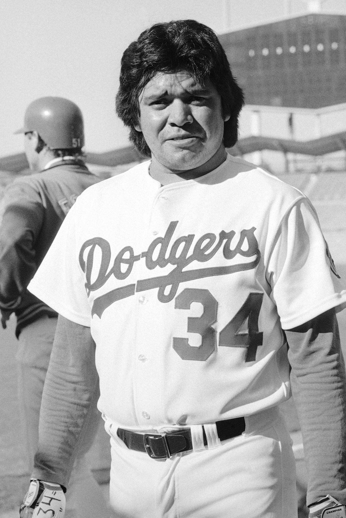 Fernando Valenzuela… Gloria deportiva de México y del béisbol de los EU.