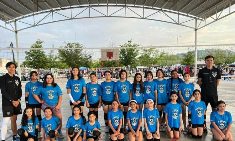Parte del grupo de niñas de las “Wasquis” de la Colonia Nuevo Hermosillo.