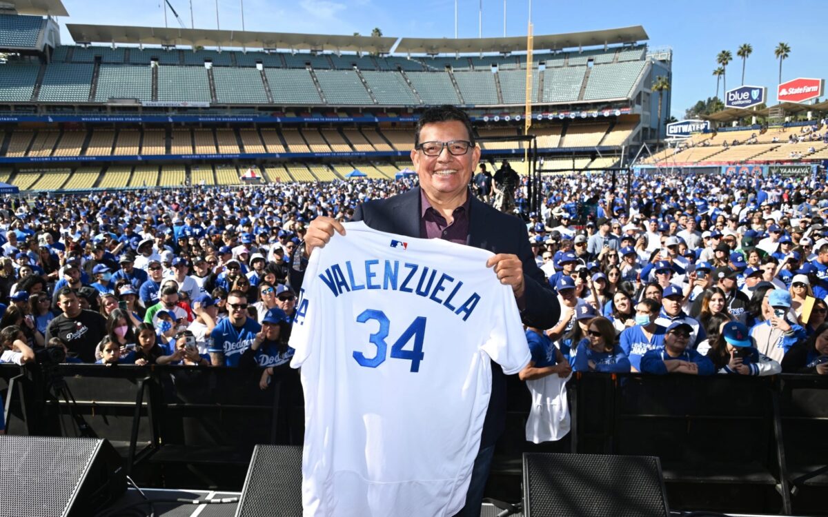 Qué mejor reconocimiento al “Toro” Valenzuela de su equipo los Dodgers qué llevarse este título ante los Yankees