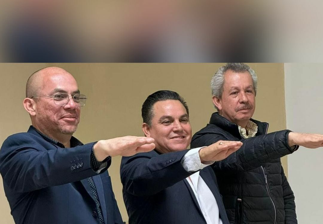 Toma de protesta de la nueva mesa directiva del colegio de abogados que preside José Francisco Vega.