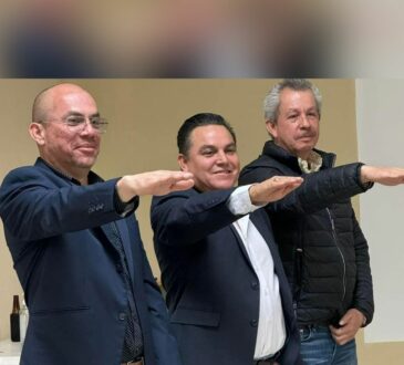 Toma de protesta de la nueva mesa directiva del colegio de abogados que preside José Francisco Vega.