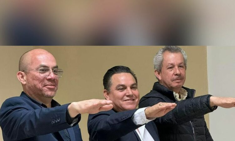 Toma de protesta de la nueva mesa directiva del colegio de abogados que preside José Francisco Vega.