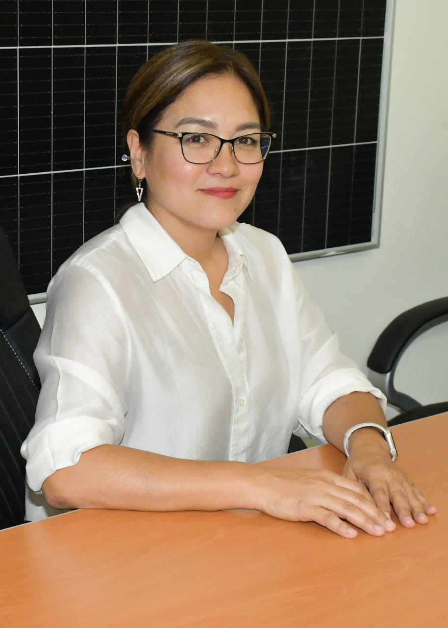 Carla Neudert, directora de la Agencia Municipal de Energía y Cambio Climático, adelantó que todas las casetas estarán equipadas con tecnología de energía solar, botón de pánico y videovigilancia; este proyecto avanza junto con el “HBus”