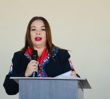 Flor Isela Fernández, presidenta del consejo local de Cruz Roja, invitó a la comunidad para apoyar la colecta anual.